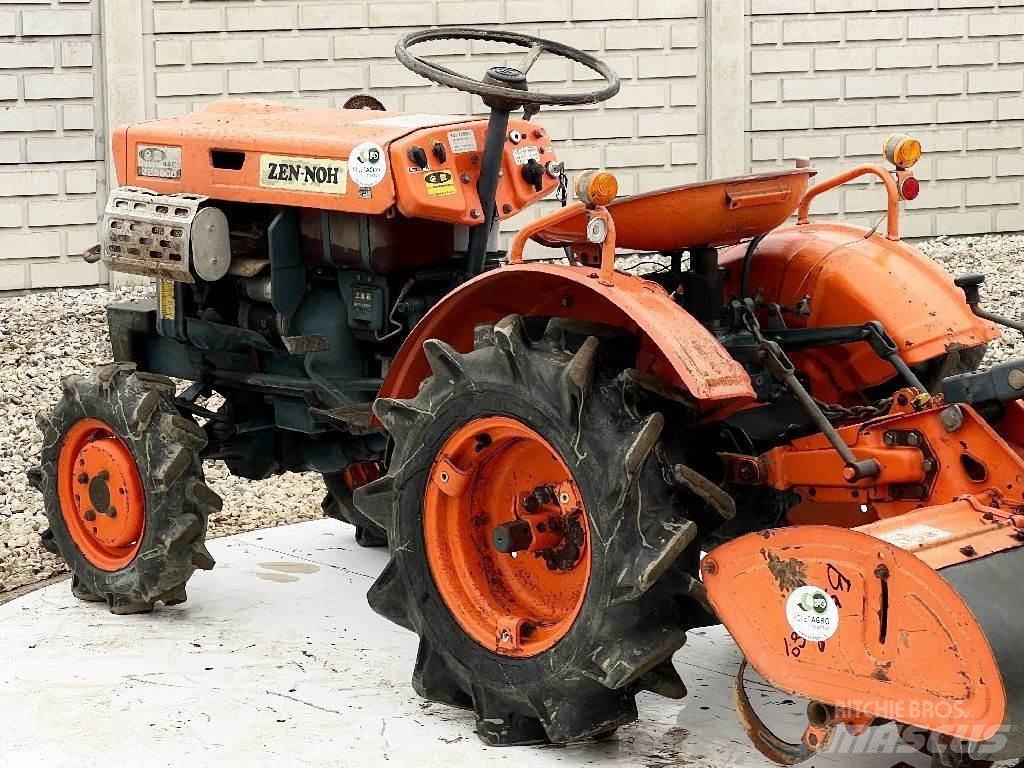 Kubota B5000 الجرارات