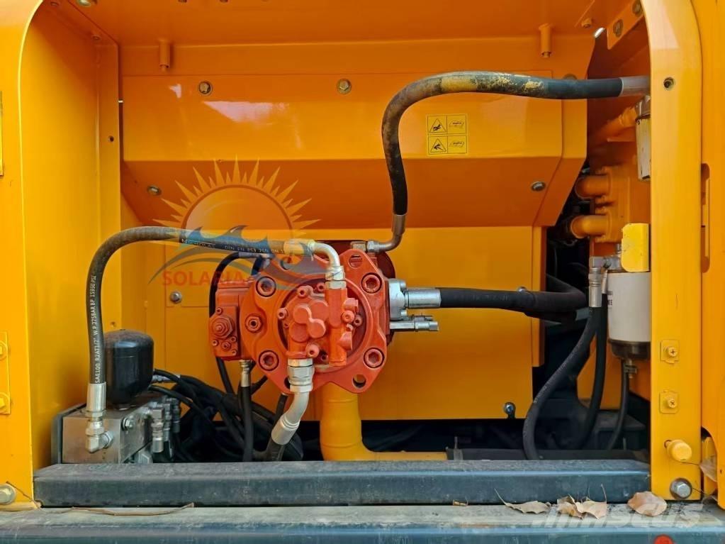 Hyundai R300LC-9 حفارات زحافة