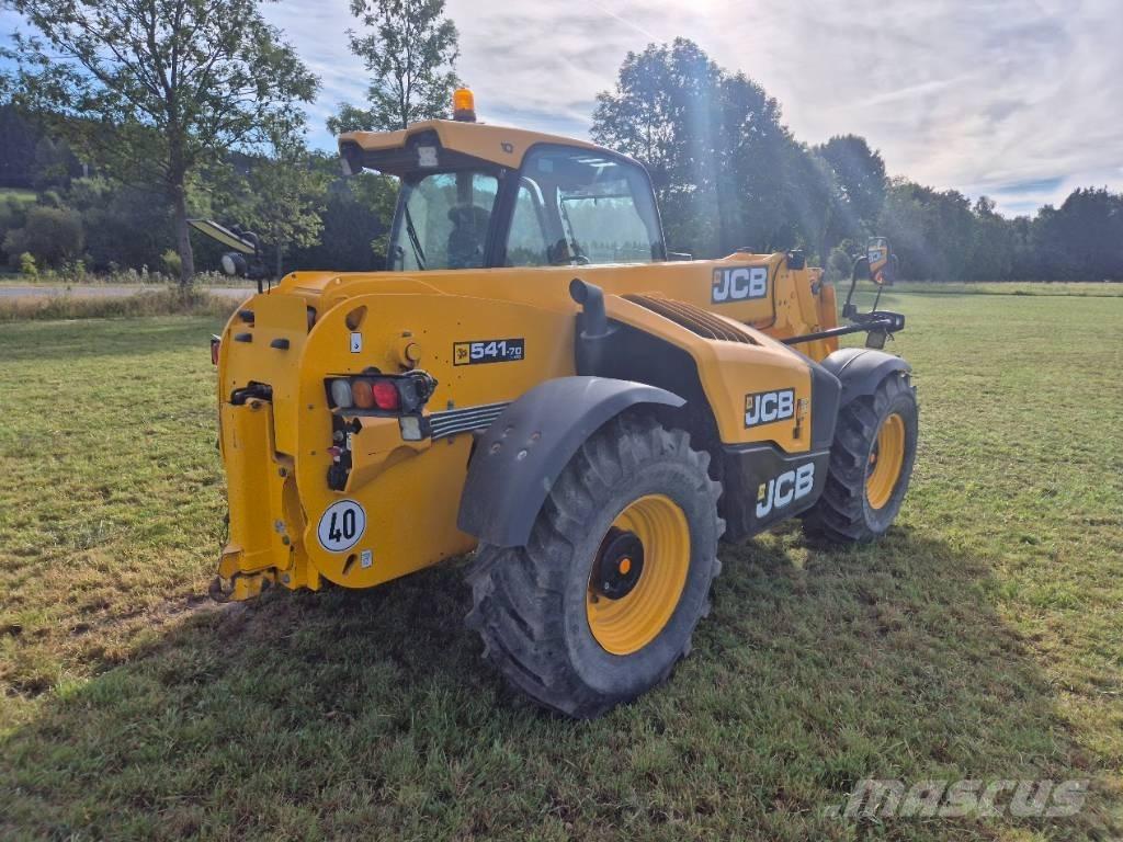 JCB 541-70 معدات مناولة لأغراض الزراعة