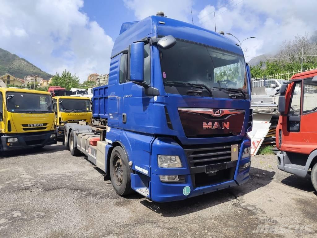 MAN TGX 26.420 شاحنات الحاويات