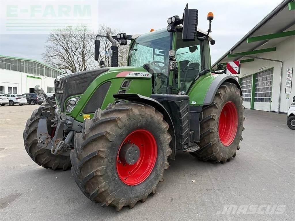 Fendt 724 vario s4 الجرارات