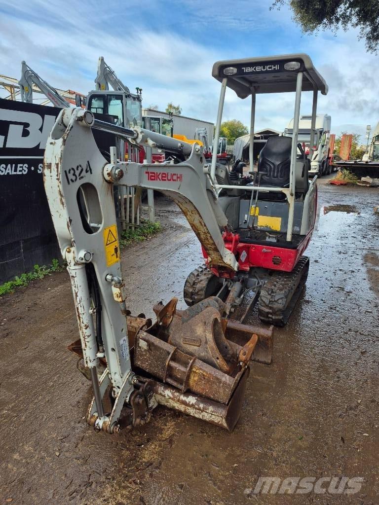Takeuchi TB 216 حفارات صغيرة أقل من 7 طن (حفارات صغيرة)