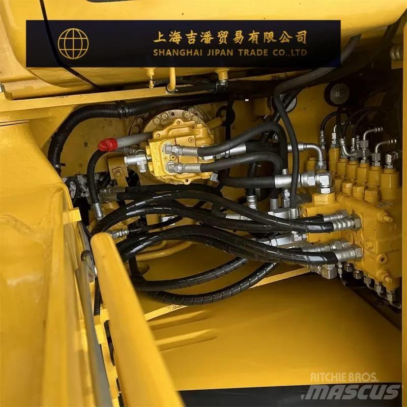 Komatsu PC 110 حفارات وسط 7 طن - 12 طن