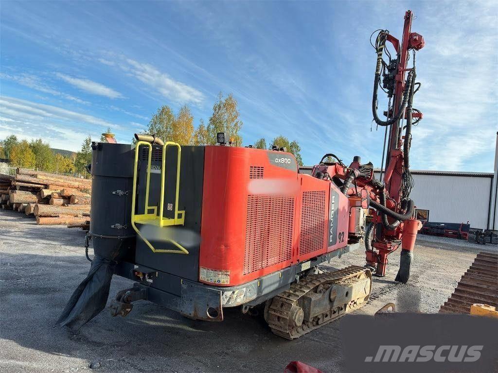 Sandvik DX800 معدات الثقب السطحي