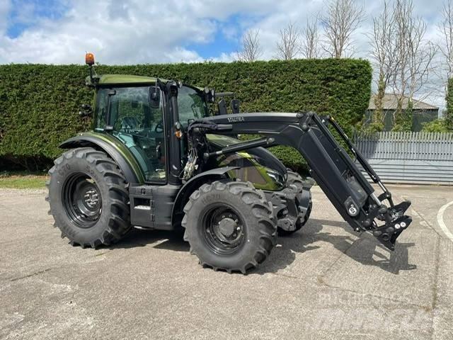 Valtra G 125 الجرارات
