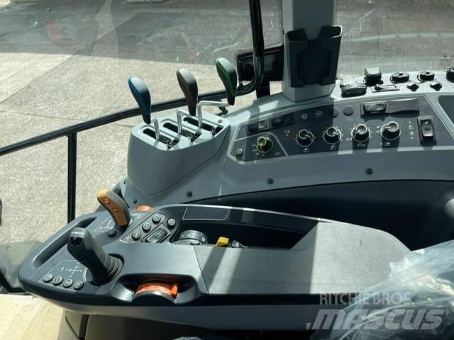Valtra G 125 الجرارات