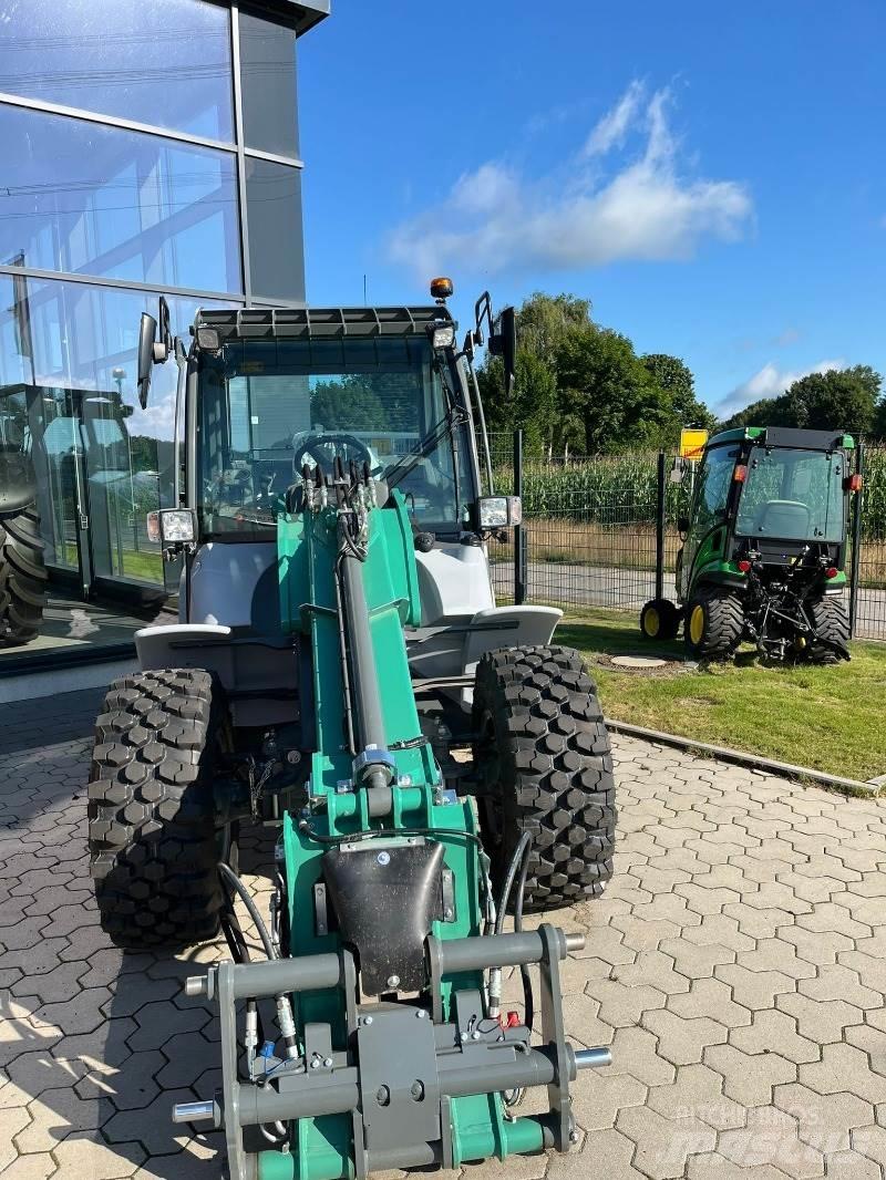 Kramer KL30.8T لوادر بعجل