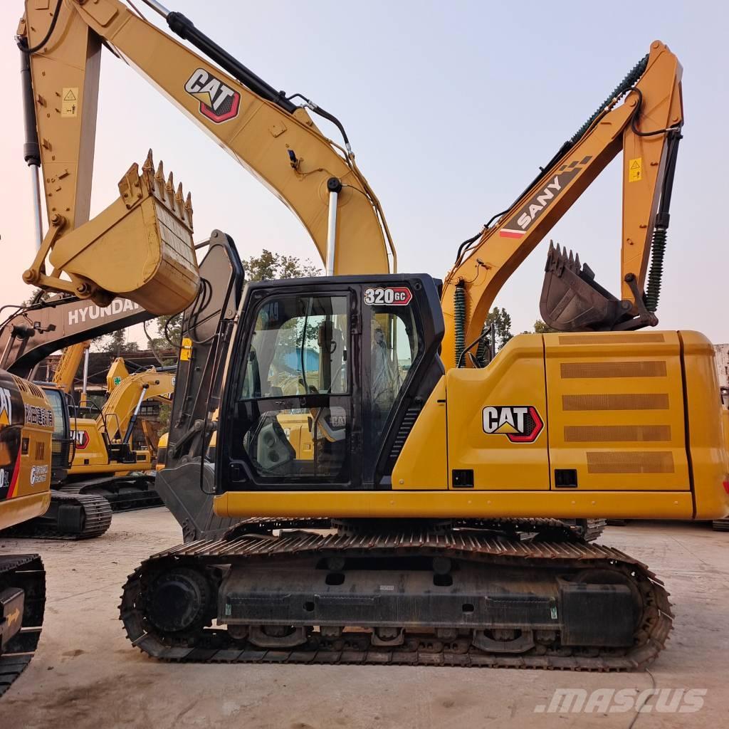 CAT 320 GC حفارات زحافة