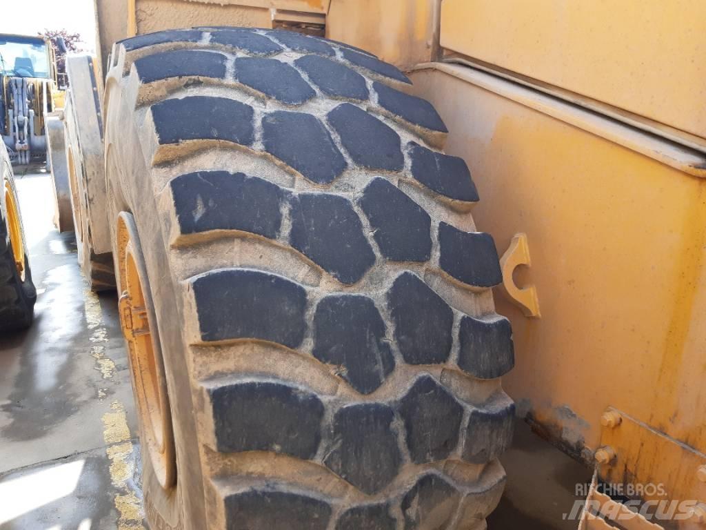 Volvo L 150 F لوادر بعجل