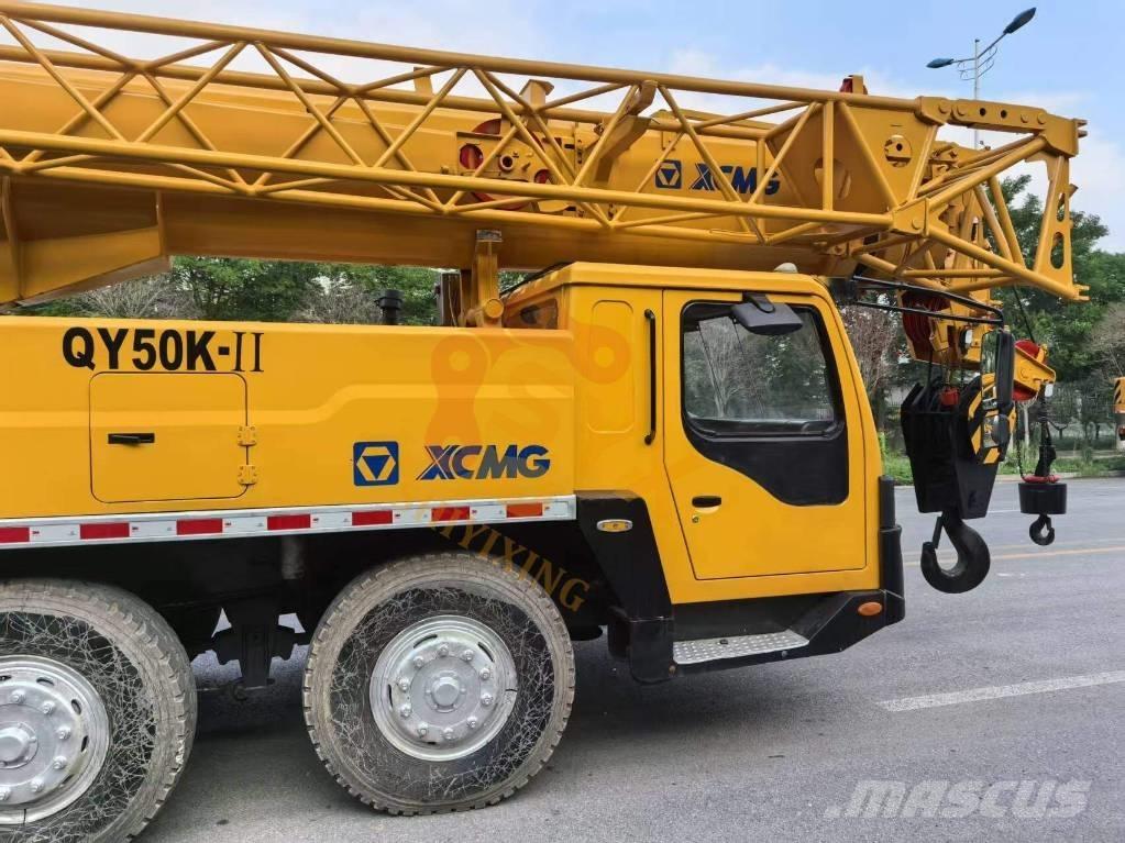 XCMG QY 50 K رافعات صالحة لكل أنواع الطرق