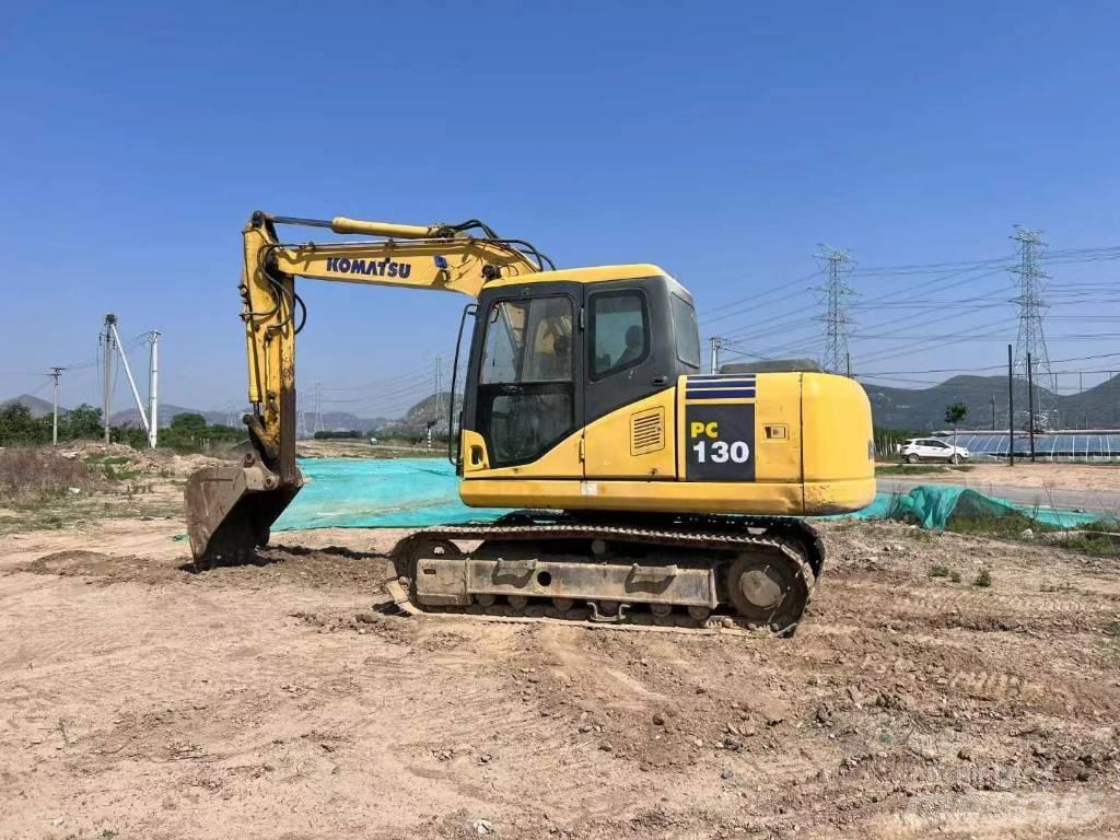 Komatsu PC 130 حفارات زحافة