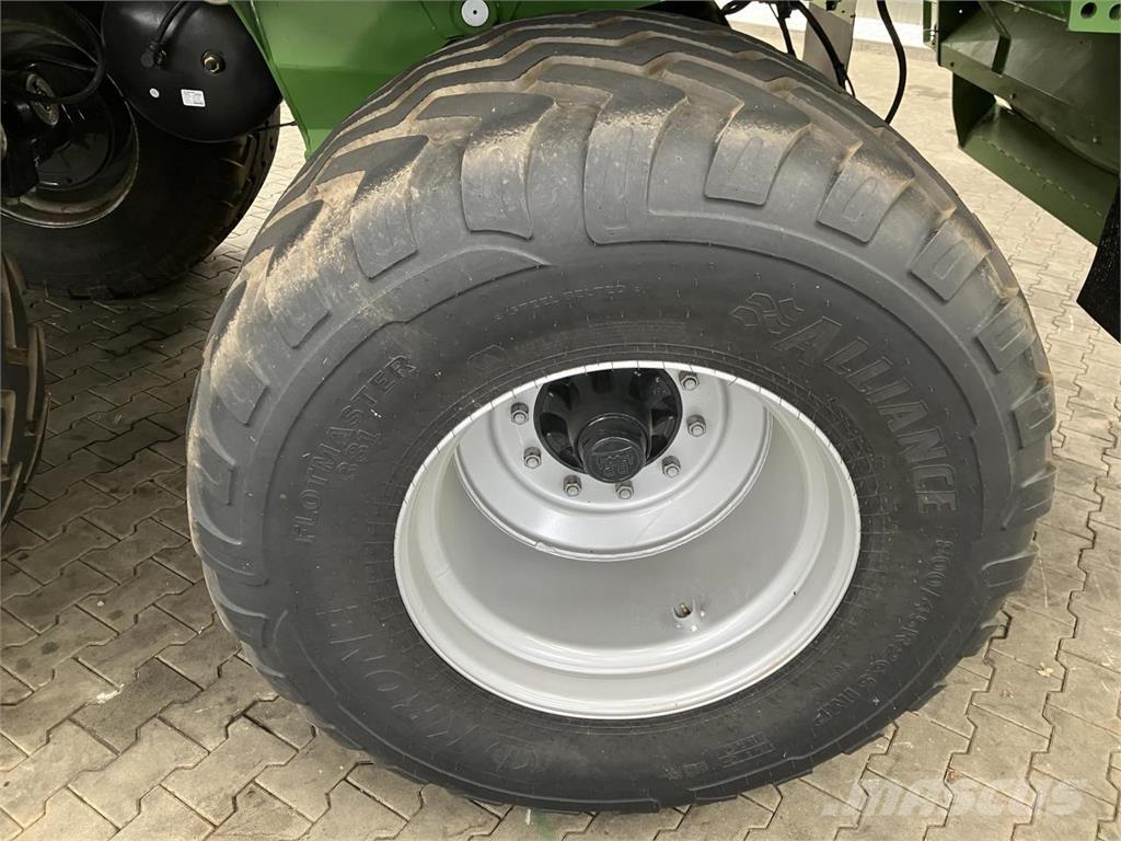 Krone TX 460 D مقطورات ذاتية التحميل