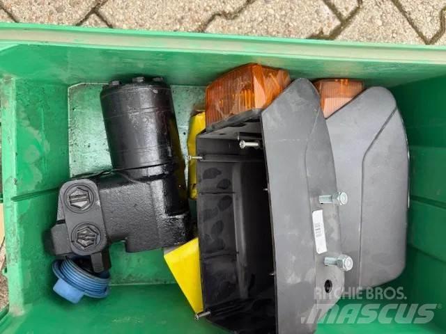 Neuson 6001 عربات نقل قلابة للمواقع