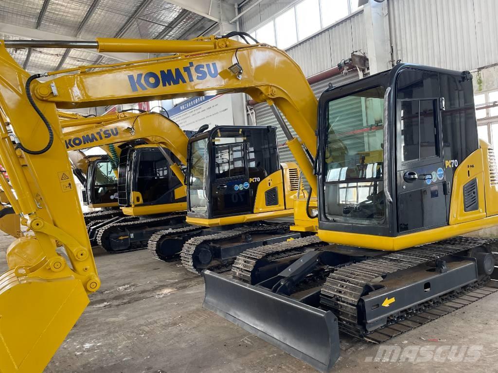 Komatsu PC 70 حفارات وسط 7 طن - 12 طن