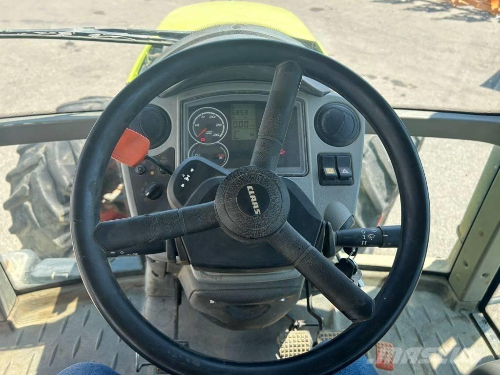 CLAAS Arion 610 C الجرارات