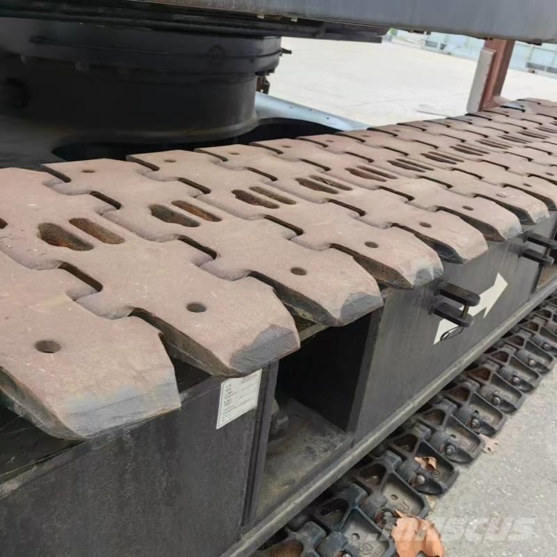 Sany SCC 600 A-6 رافعات مجنزرة