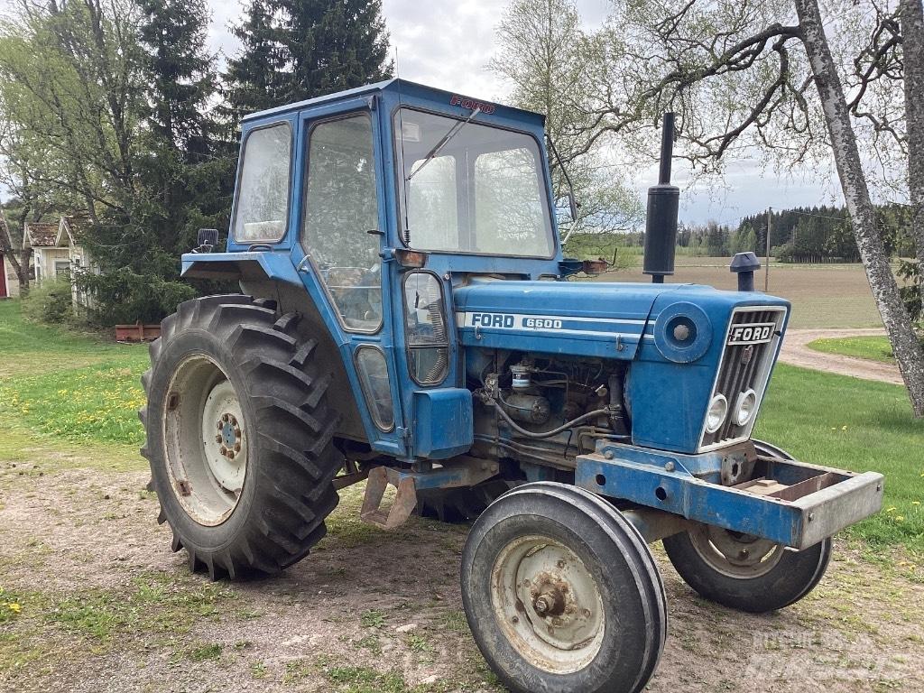 Fordson 6600 الجرارات
