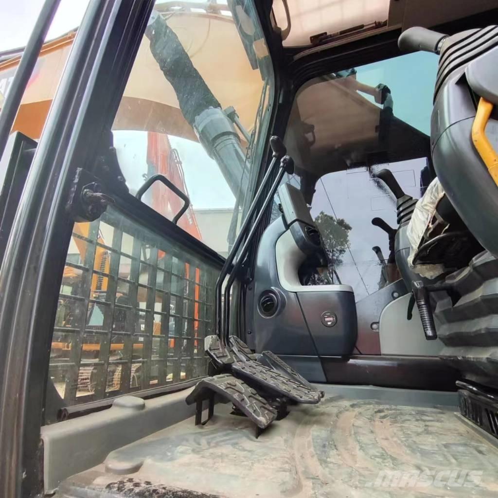 CAT 336 D حفارات زحافة