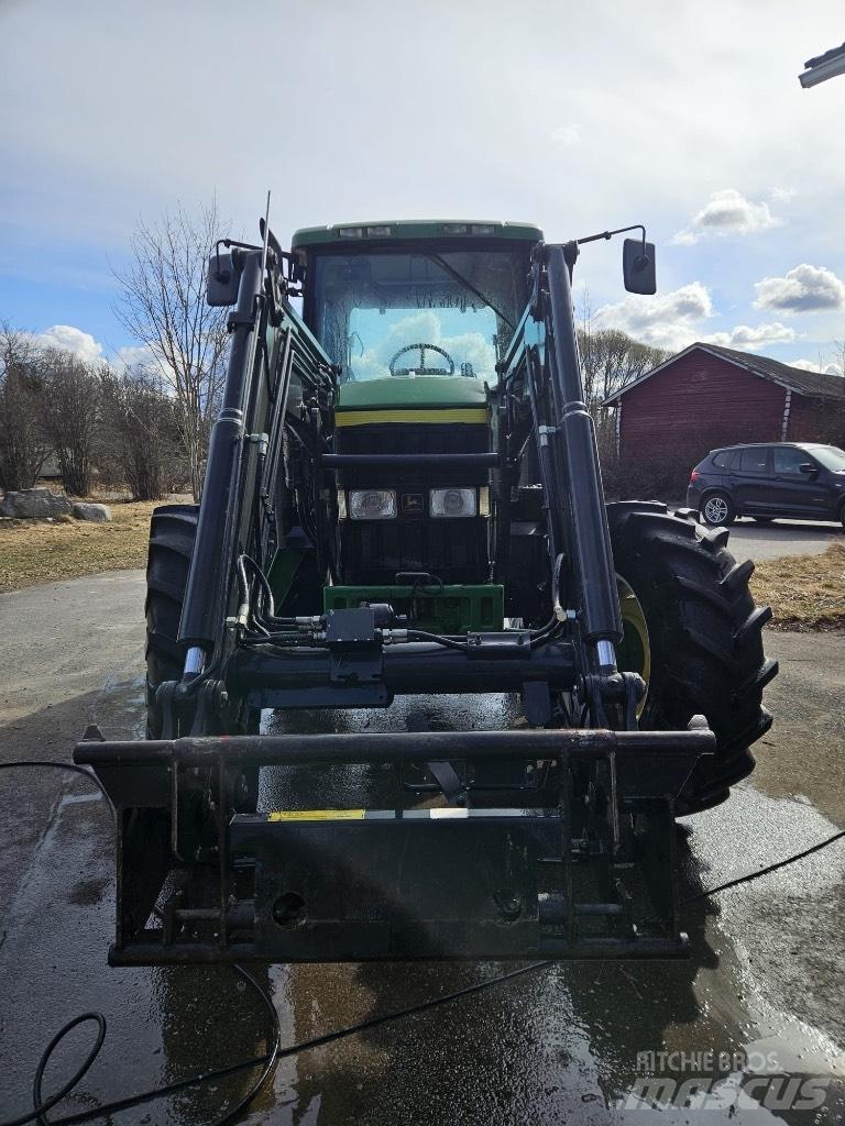 John Deere 6610 الجرارات