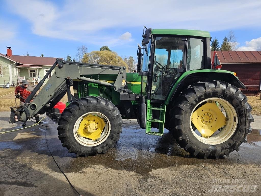 John Deere 6610 الجرارات