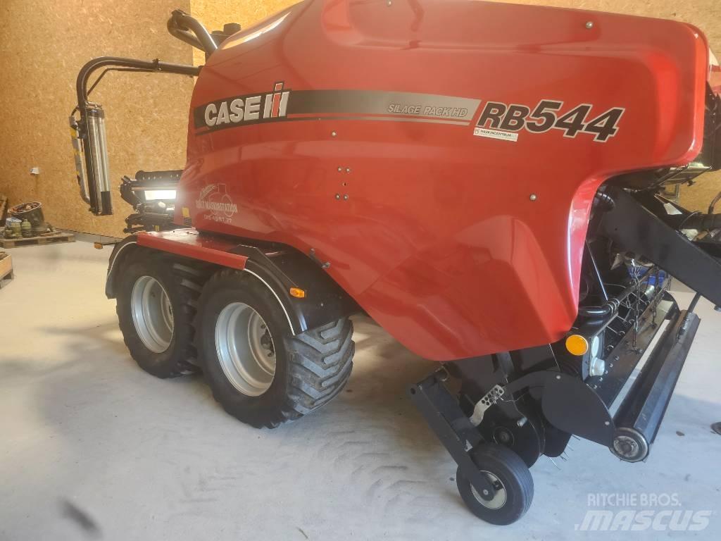 Case IH RB 544 محزمات مستديرة