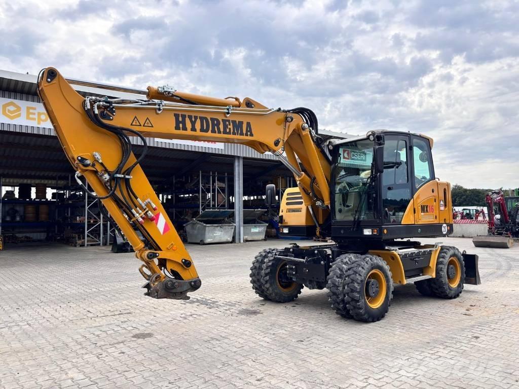 Hydrema MX 16 حفارات بعجل