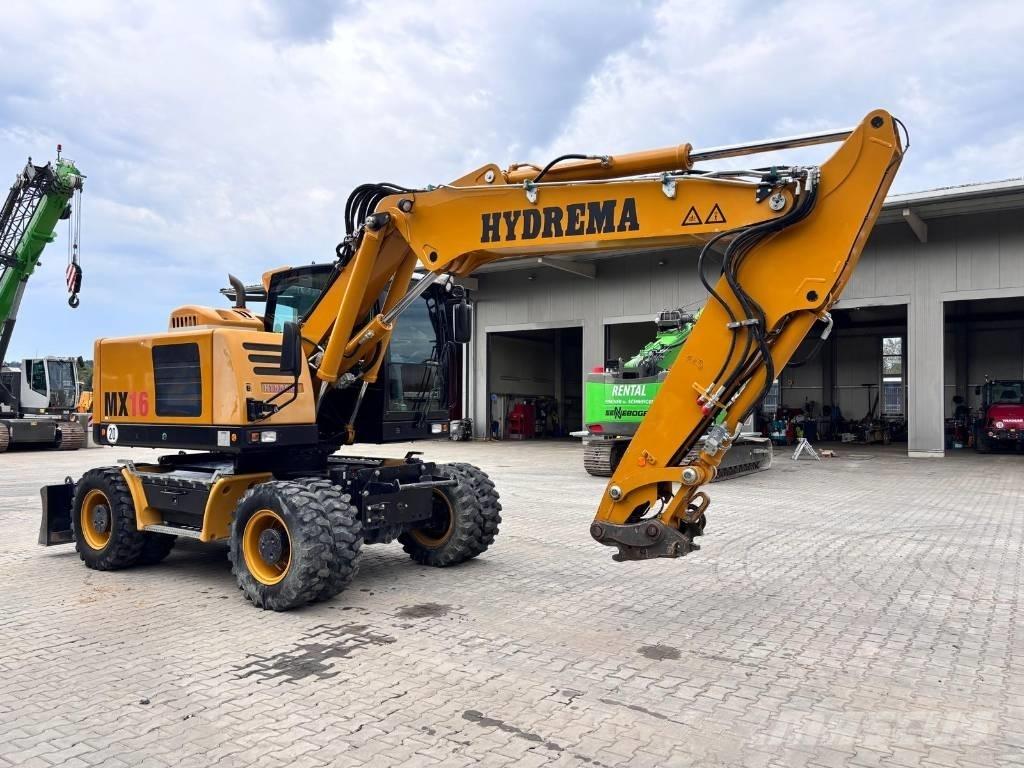 Hydrema MX 16 حفارات بعجل