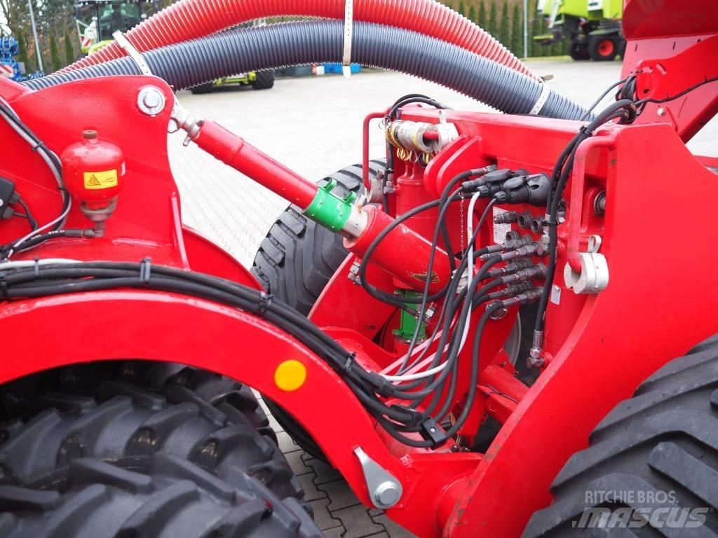 Horsch Pronto 6 AS مثاقيب مدمجة