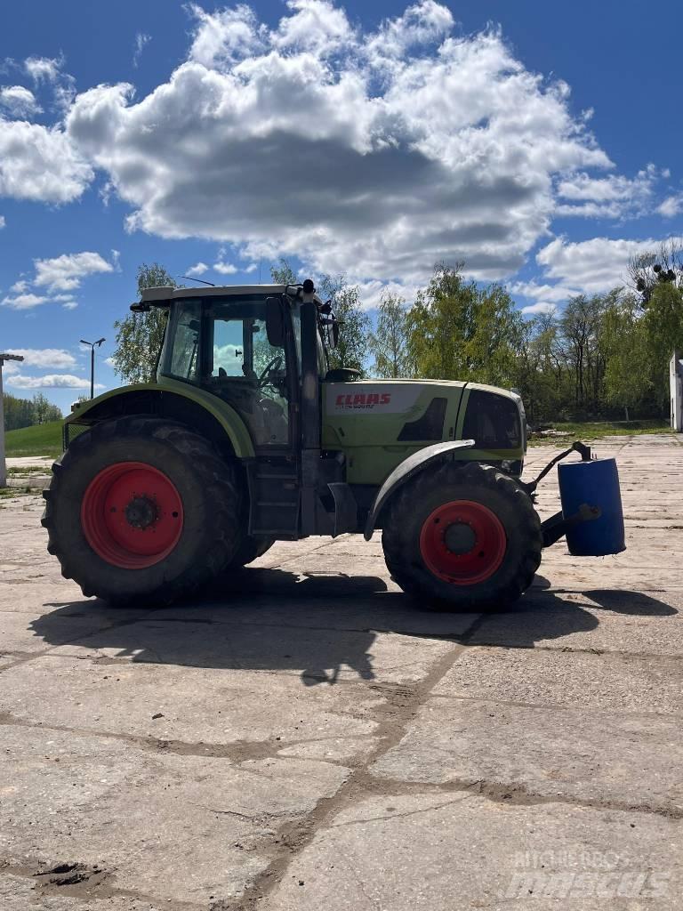 Claas Atles 936 حفارات بعجل