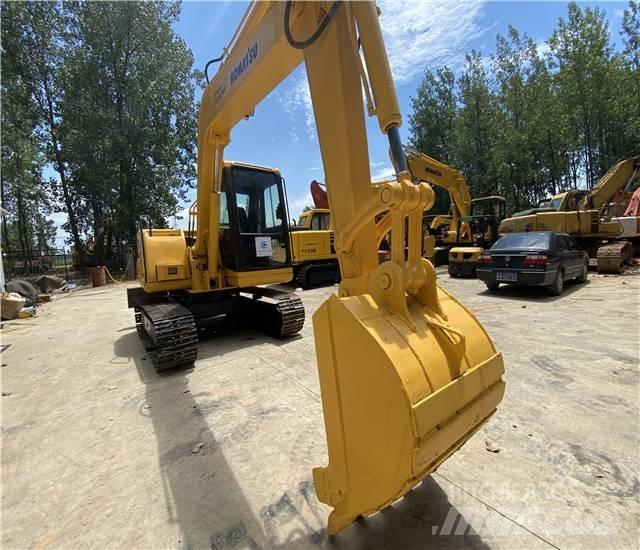 Komatsu PC 60 حفارات زحافة