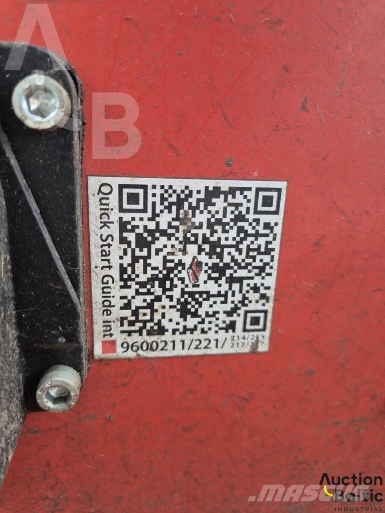 Agria 9600 ركوب الحشائش