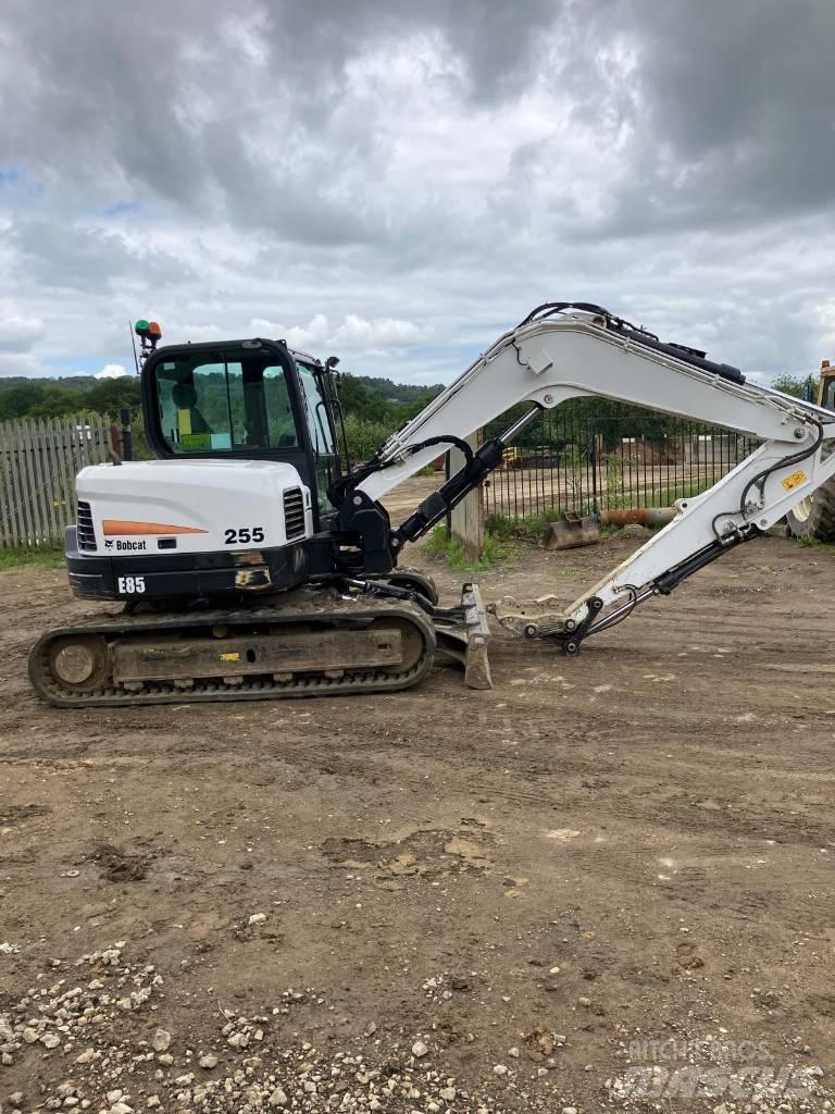 Bobcat E 85 حفارات وسط 7 طن - 12 طن