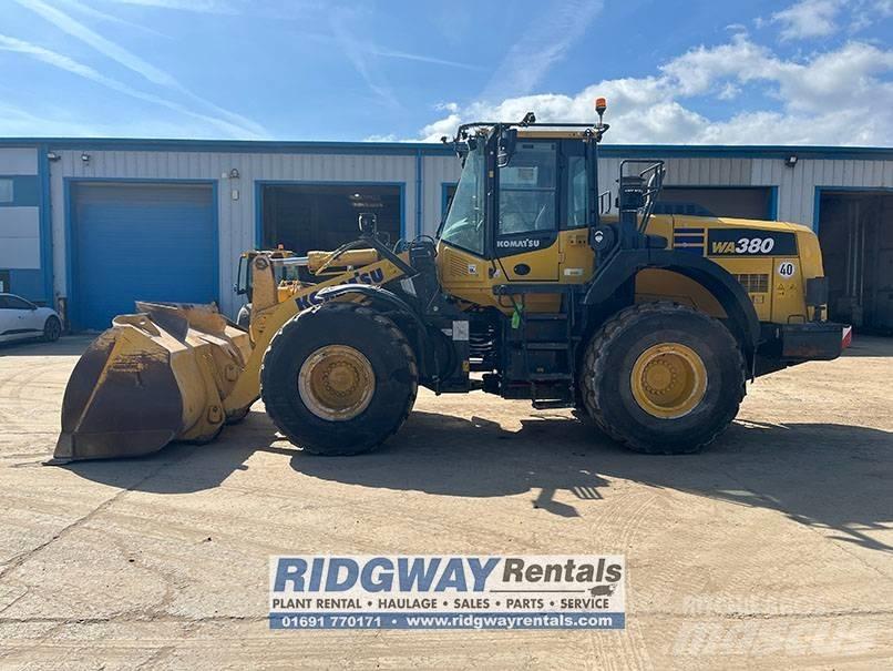 Komatsu WA 380-8 لوادر بعجل