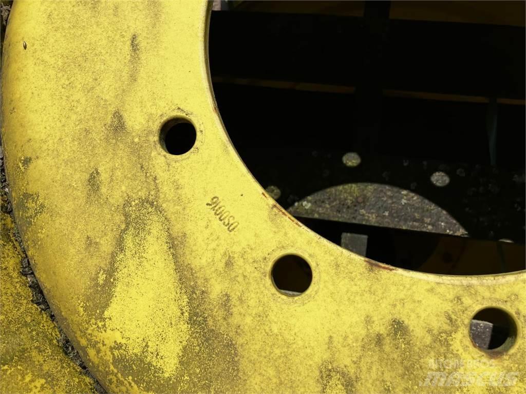 John Deere 18x28 الإطارات والعجلات والحافات