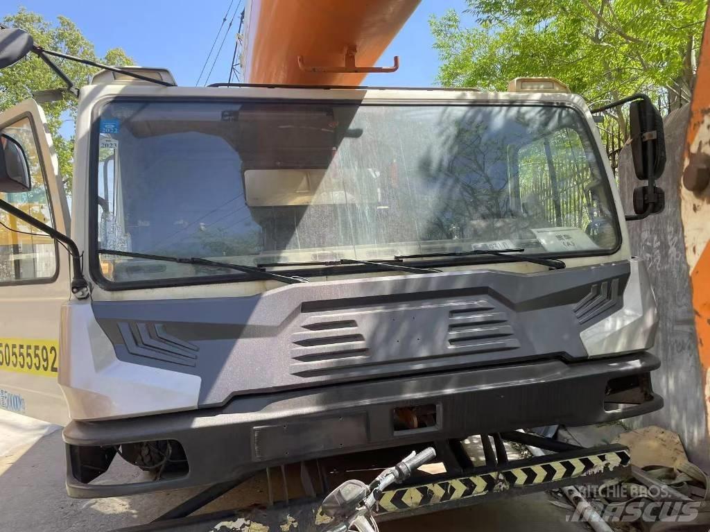 Zoomlion ZTV550 رافعات صالحة لكل أنواع الطرق
