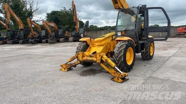 JCB 532-120 مناولات متداخلة