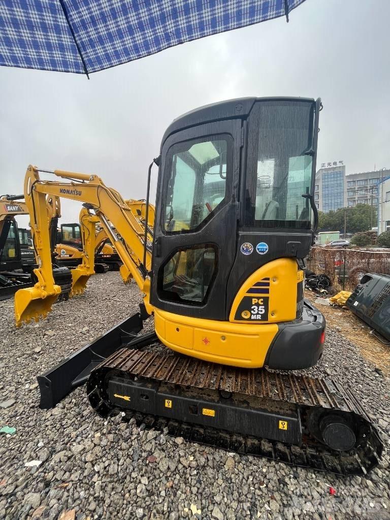 Komatsu PC 35 حفارات زحافة