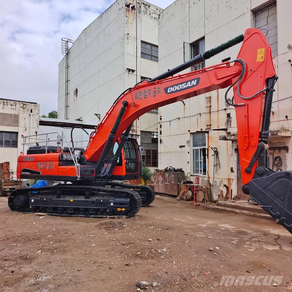 Doosan DX340LC حفارات زحافة