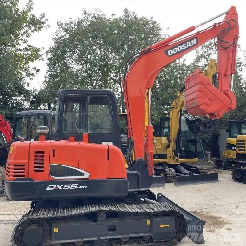 Doosan DX 55-9C حفارات صغيرة أقل من 7 طن (حفارات صغيرة)