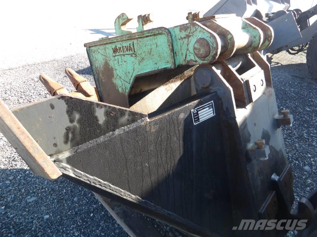 CAT 316 F حفارات زحافة