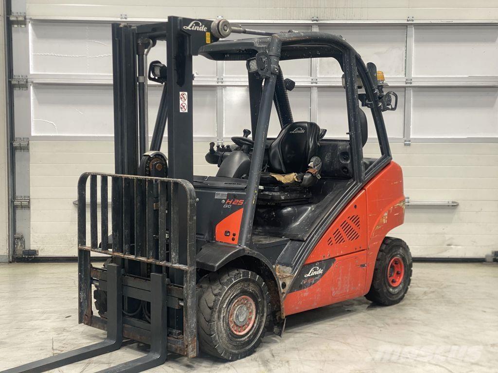 Linde H25D-02 شاحنات الديزل