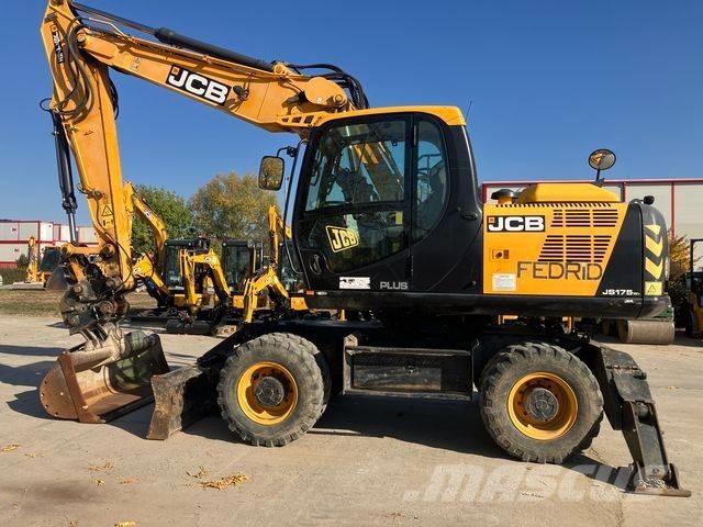 JCB JS 175 W حفارات بعجل