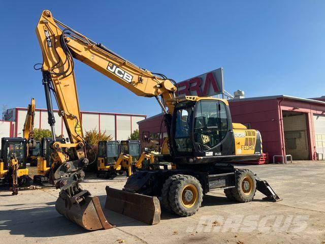 JCB JS 175 W حفارات بعجل