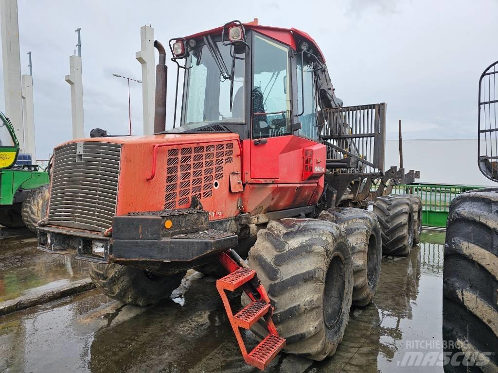 Valmet 840.4 شاحنات