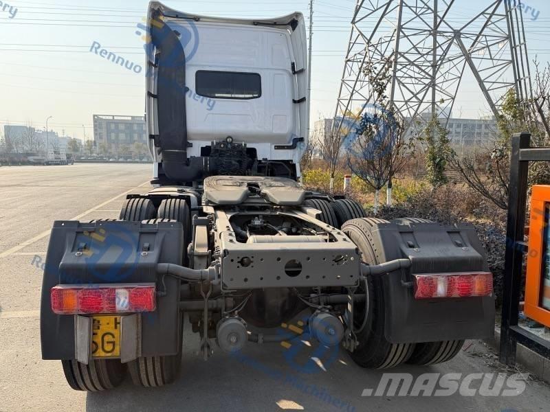 Howo Tractor 420 وحدات الجر