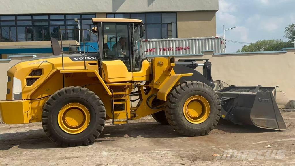 Volvo L 105 لوادر بعجل