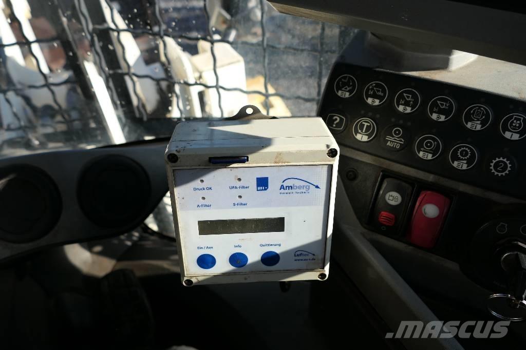 CAT 930 K لوادر بعجل