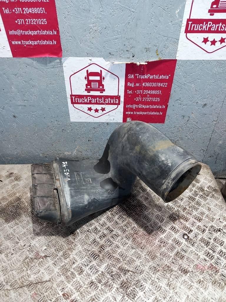 Volvo FH 12    20456478 كابينة والداخلية