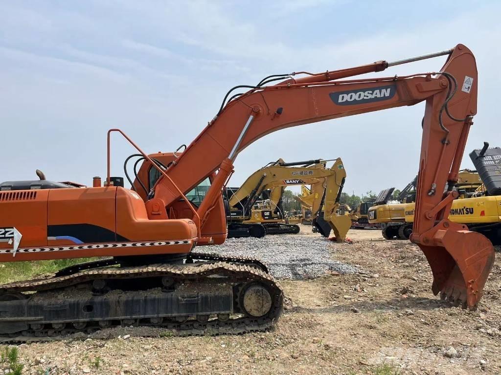 Doosan DH225 حفارات زحافة