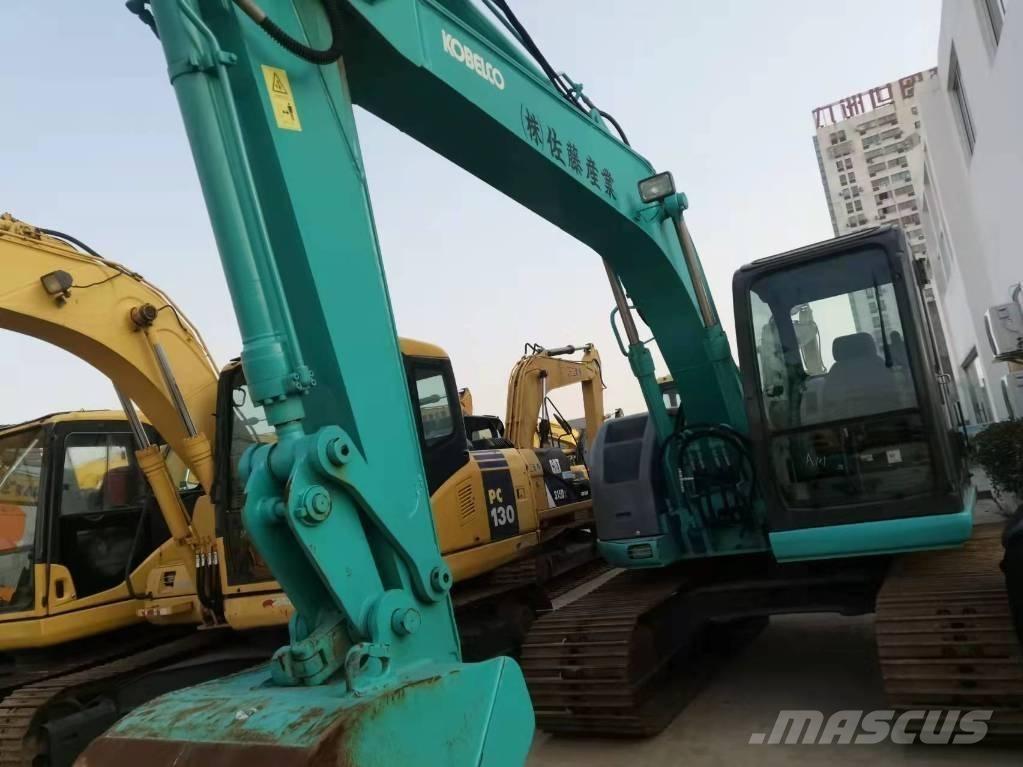 Kobelco SK 135 حفارات زحافة